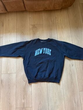 Brandy Melville Navy Crewneck Sweatshirt with Light Blue 'New York' Print